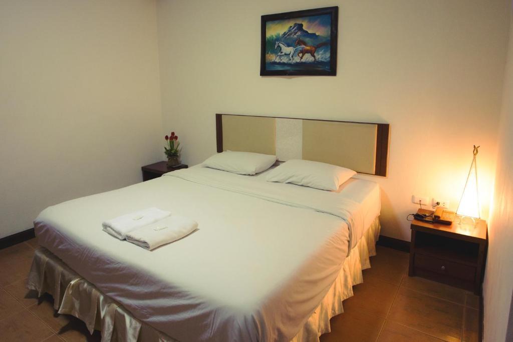 The Residence Hotel -Sha Extra Plus Chiang Mai Exterior foto